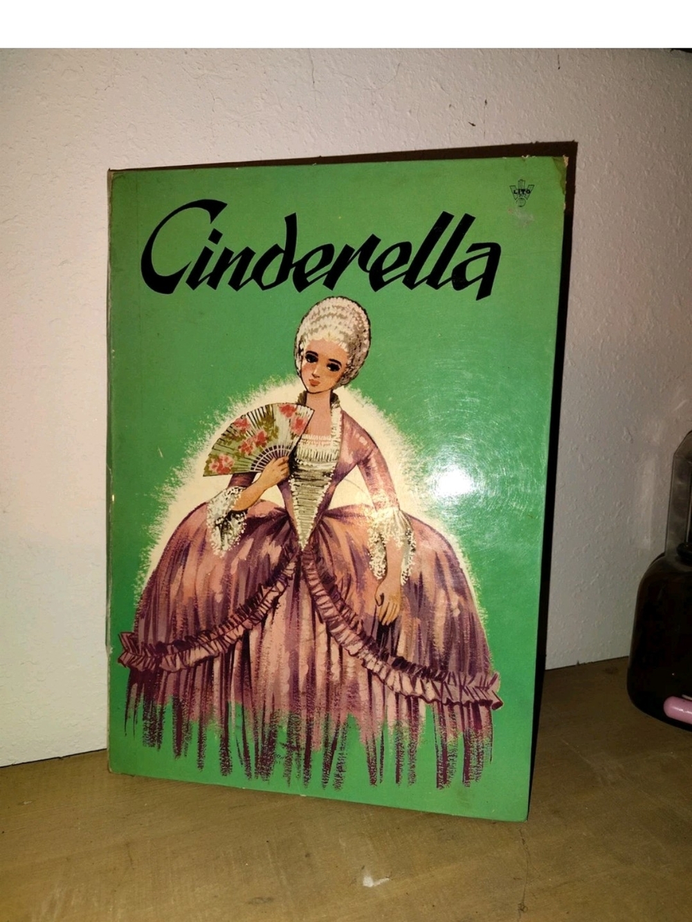 Cinderella Illustrated Book Cover — Green & Lavender